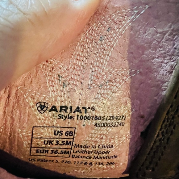 Ariat Womens Cowgirl Boots Like New --SOLD - Picture 9 of 9